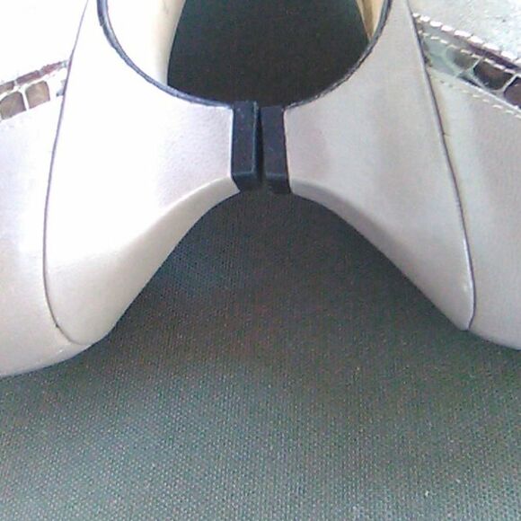 🎆🎊🎉 Host Pick 🎊🎉🎆NWOT Via Spiga Low Heels - Picture 9 of 11